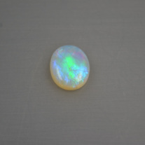 Opal oval ca.13x16mm
