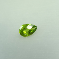 Peridot Tropfen Turtlecut ca.10x15,5mm