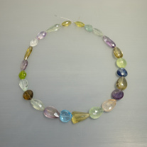 Quarz- Aquamarinkette Fantasieschliff ca.8-13mm