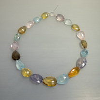 Quarz- Aquamarinkette Fantasieschliff ca.15-17mm