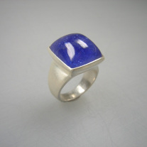 Ring 925 Silber mit Tansanit Cabochon quadrat ca.16.5mm