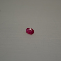 Rubin oval facettiert ca.6x8mm