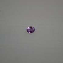 Saphir oval facettiert, violett ca.5x6mm