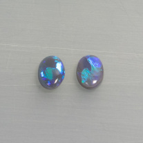 "Schwarzer Opal" oval, Paar ca.6x8,5mm
