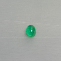 Smaragd oval cabochon ca.5,8x7,7mm