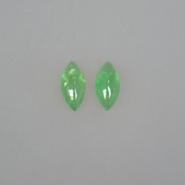 Tsavorit Cabochon navette ca.13x6mm, Paar