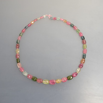 Turmalin Nuggetkette pastell pink und grün ca.6-8mm