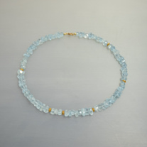 Unikatkette gearbeitet in 750/- Gelbgold, Aquamarin 