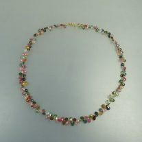 Unikatkette gearbeitet mit 750/- Gold und Turmalin