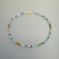 Unikatkette gearbeitet mit 925/- Silber vergoldet, Aquamarin, Turmalin und Apatit